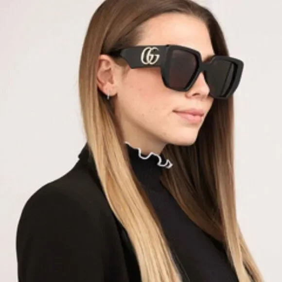 Gucci | Accessories | Brand New Gucci Gg956s003 Women  display picture 2